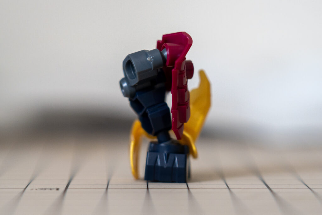 SDW HEROES 信長ガンダムエピオン脚部は沢山のパーツがあるものの、全体的にバランスがよい。