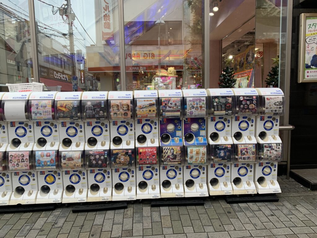 大船駅周辺にはゲームセンターやたくさんの店舗があり住みやすそう