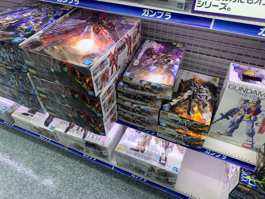 新宿ヨドバシカメラ　東口別館　ガンプラ