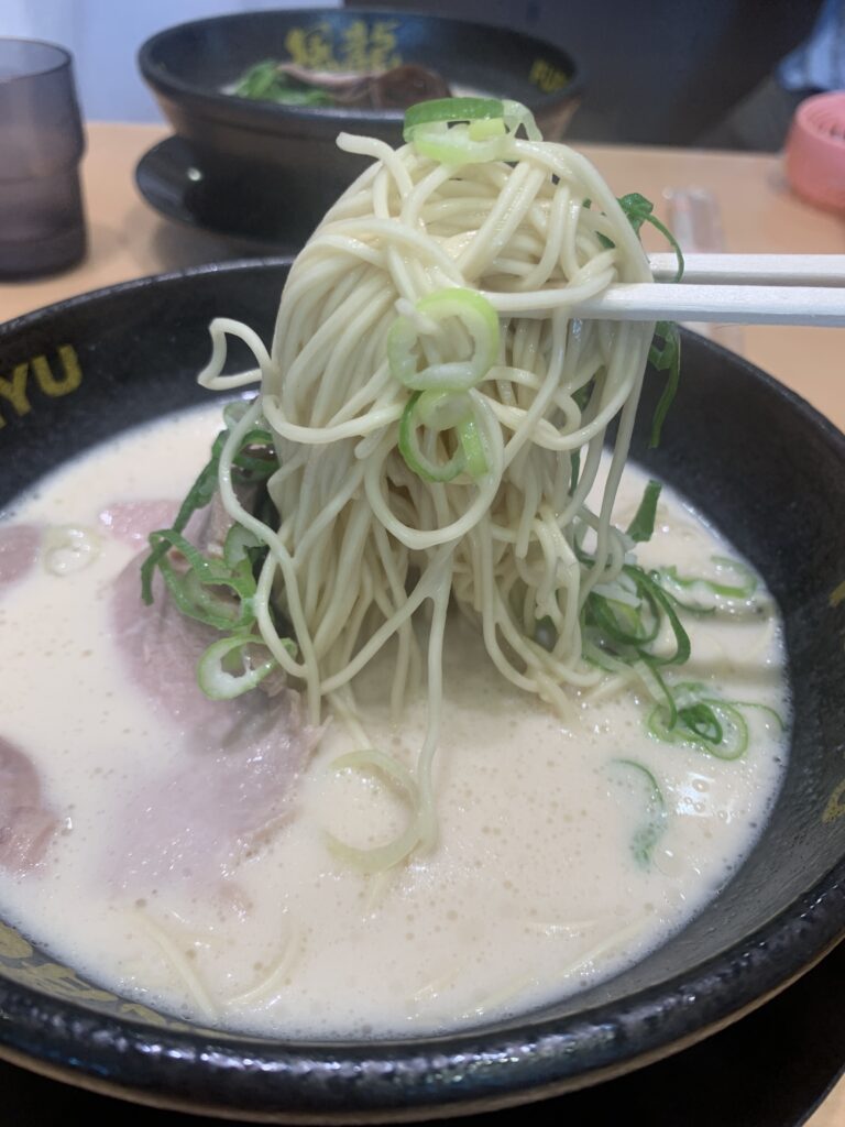 麵硬めでお願いしました。