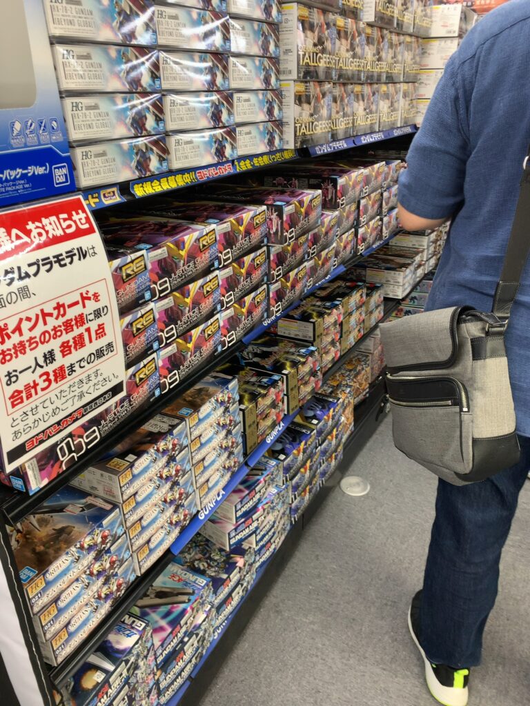 新宿西口　ヨドバシカメラ　ホビー館