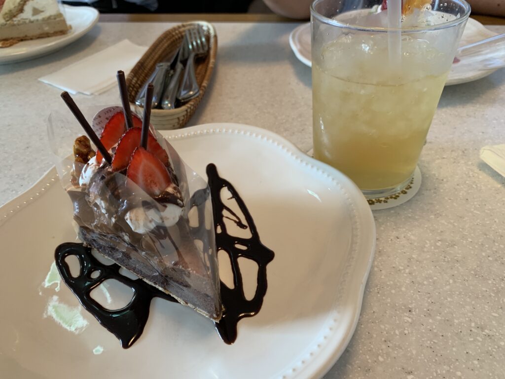 ケーキセットを注文