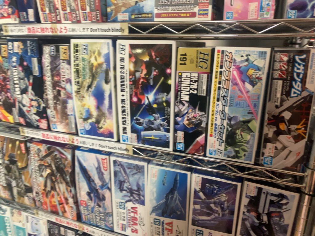 ガンプラもおいてある！