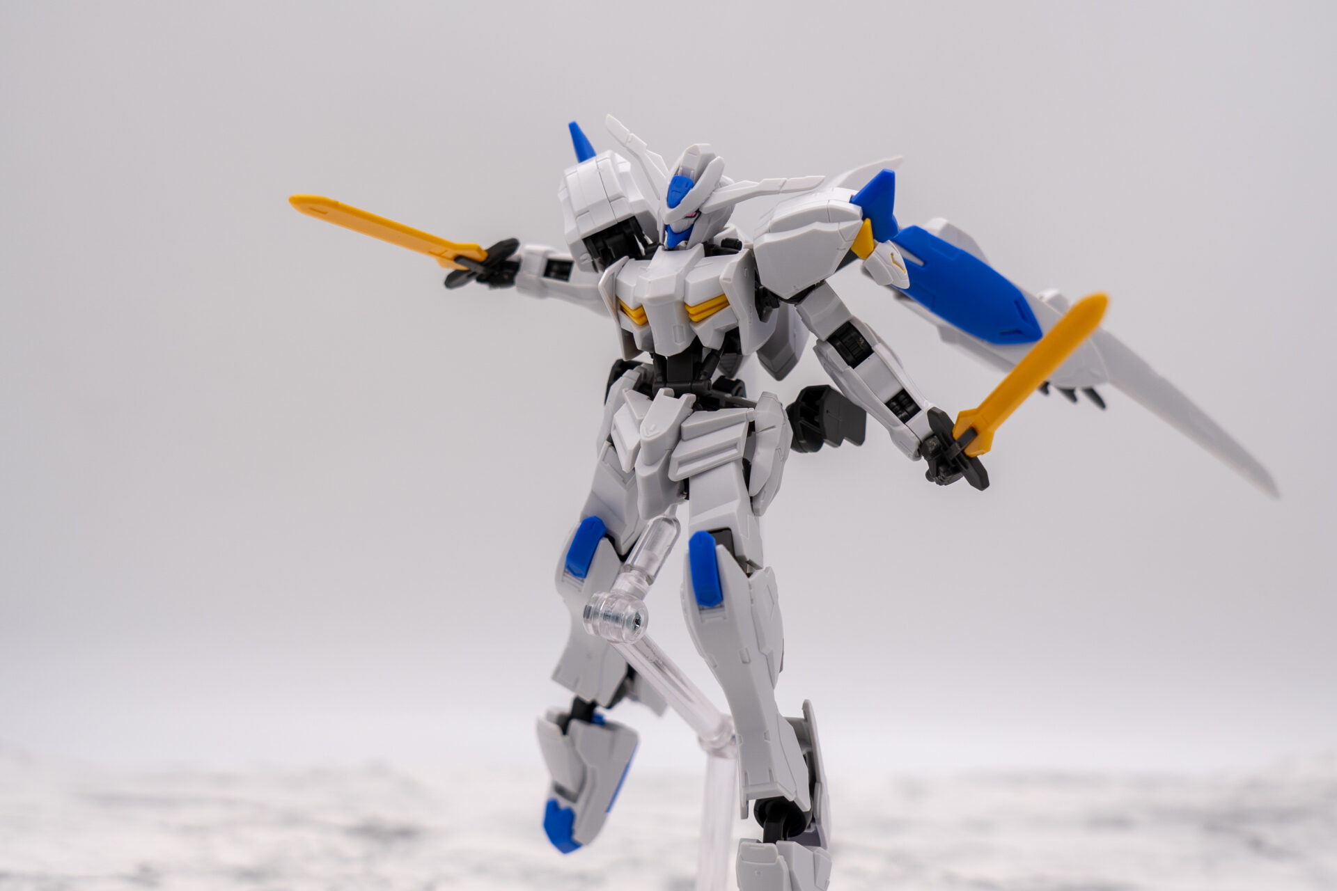 HGガンダムバエル　素組レビュー　正面画像