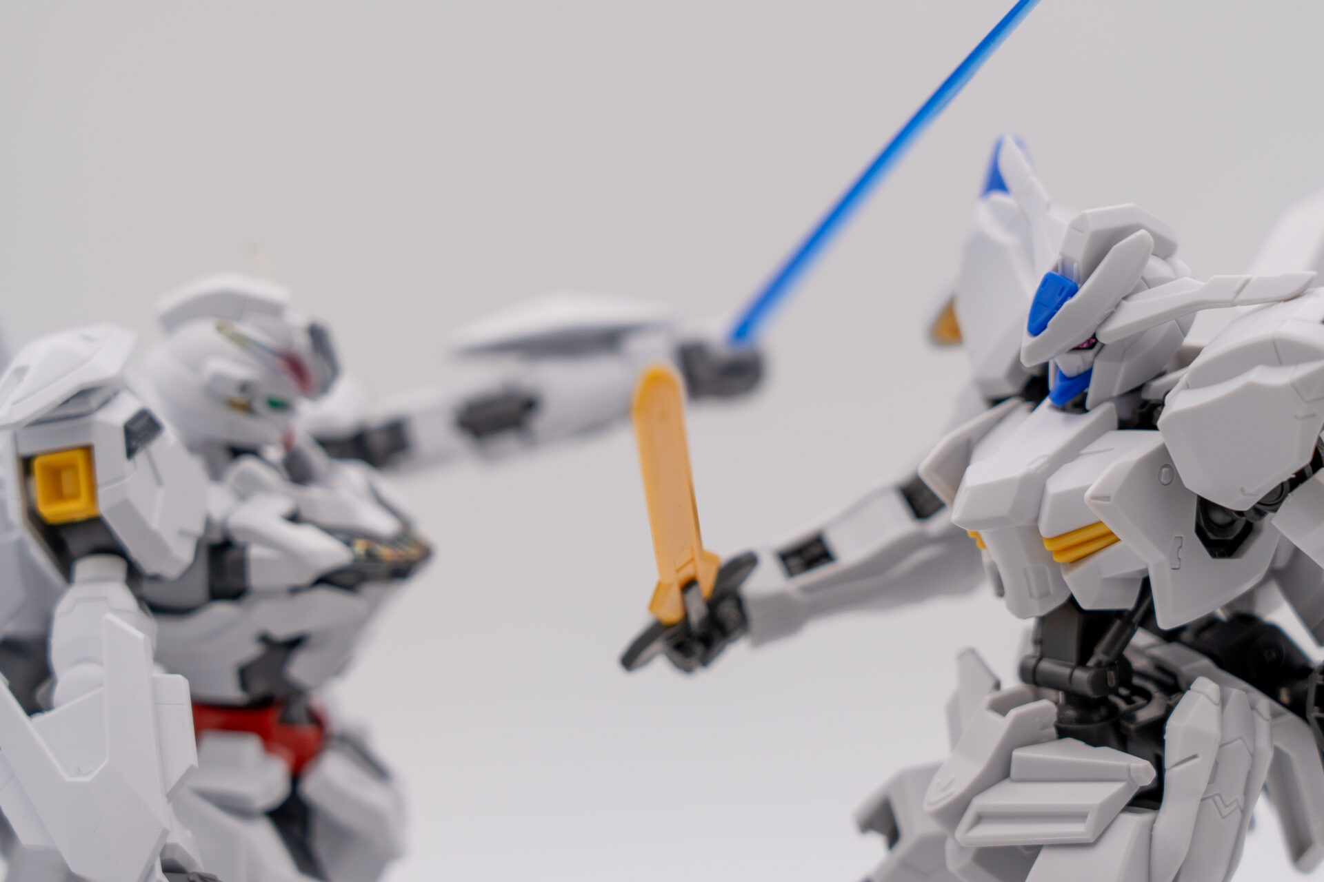 HGガンダムバエル　素組レビュー　情報の密度はキャリバーンのほうが上か？