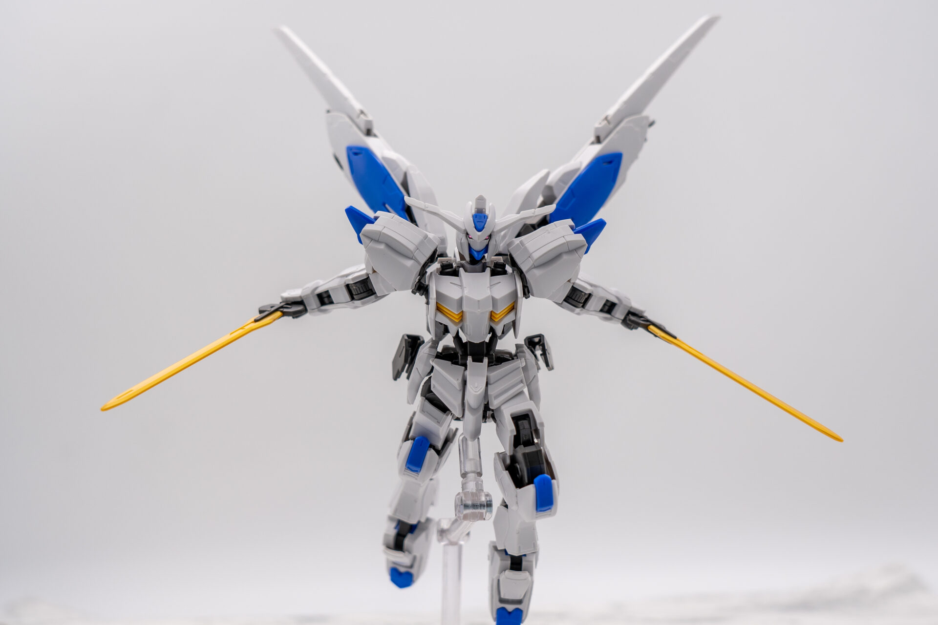 HGガンダムバエル　素組レビュー　正面画像