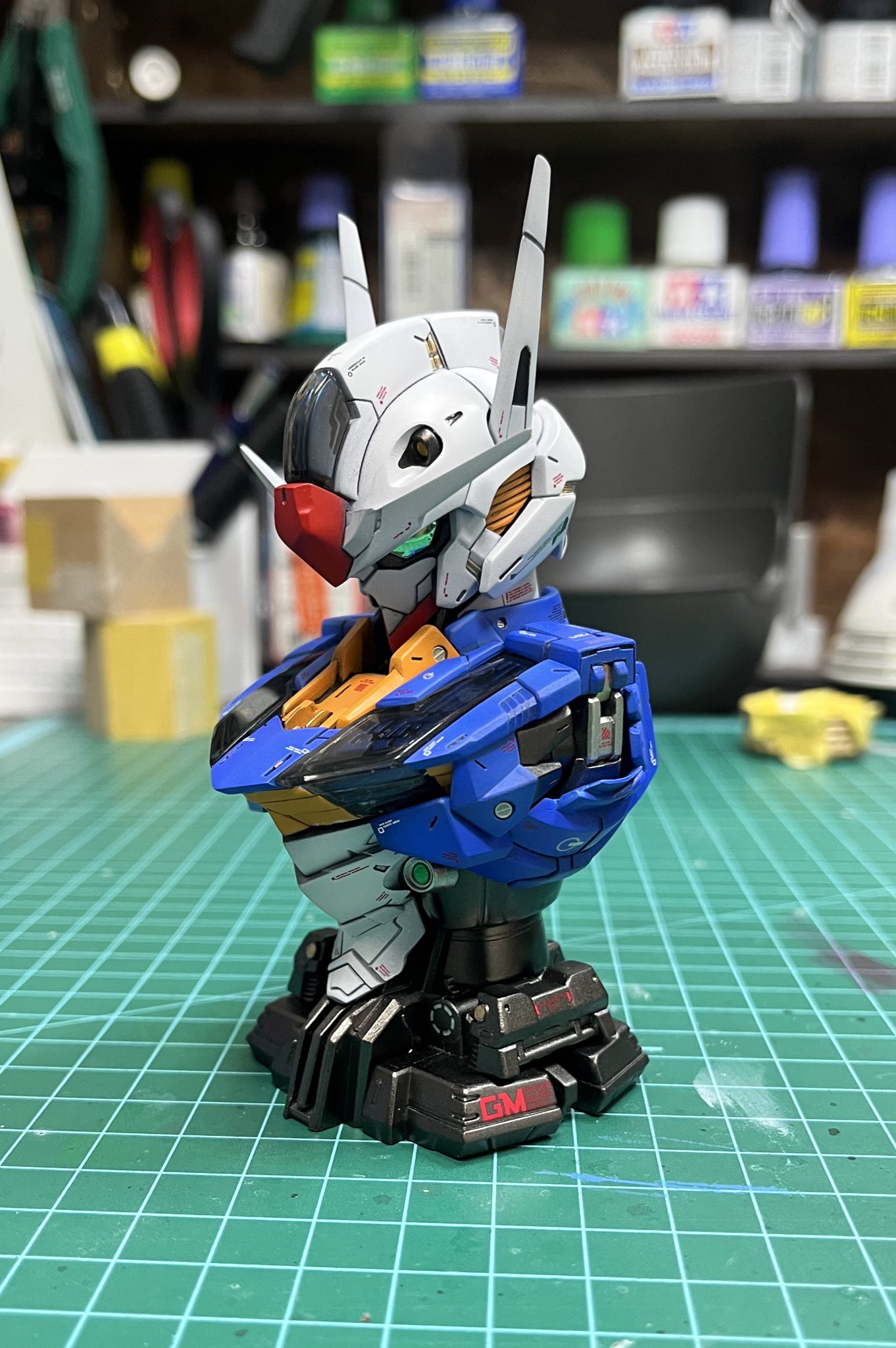 エアリアル胸像ガチャ完成