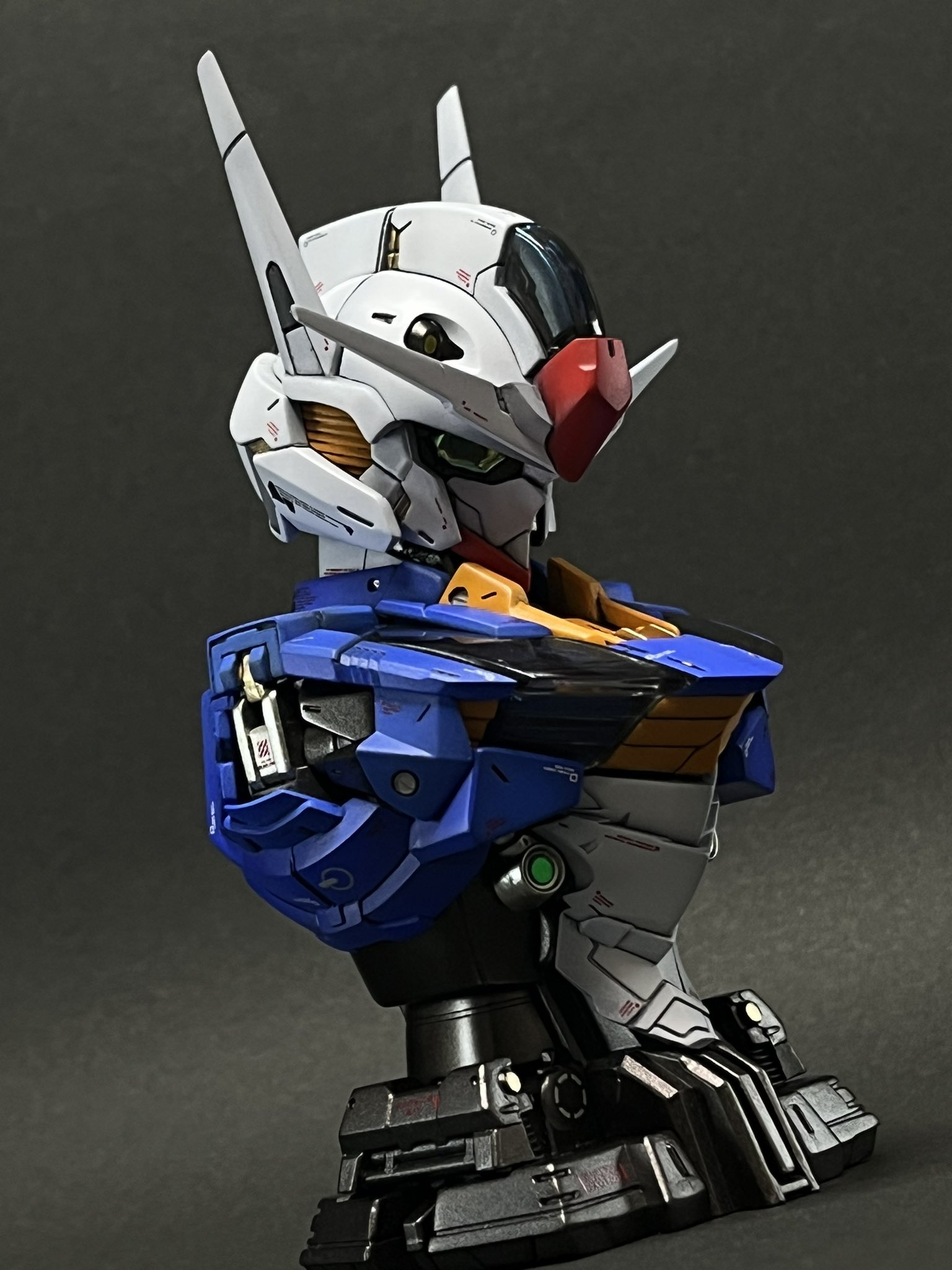 エアリアル胸像ガチャ完成