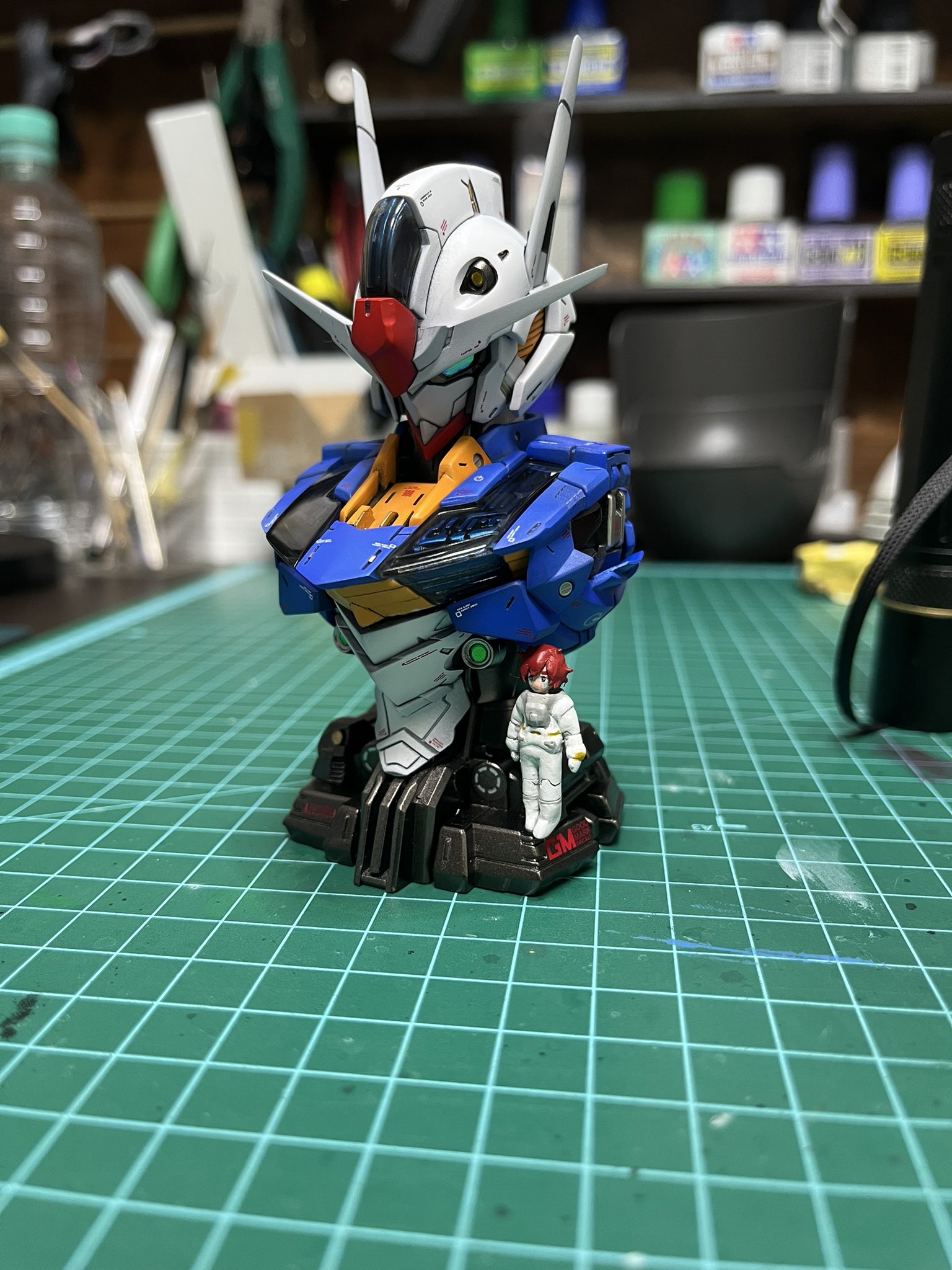 エアリアル胸像ガチャ完成