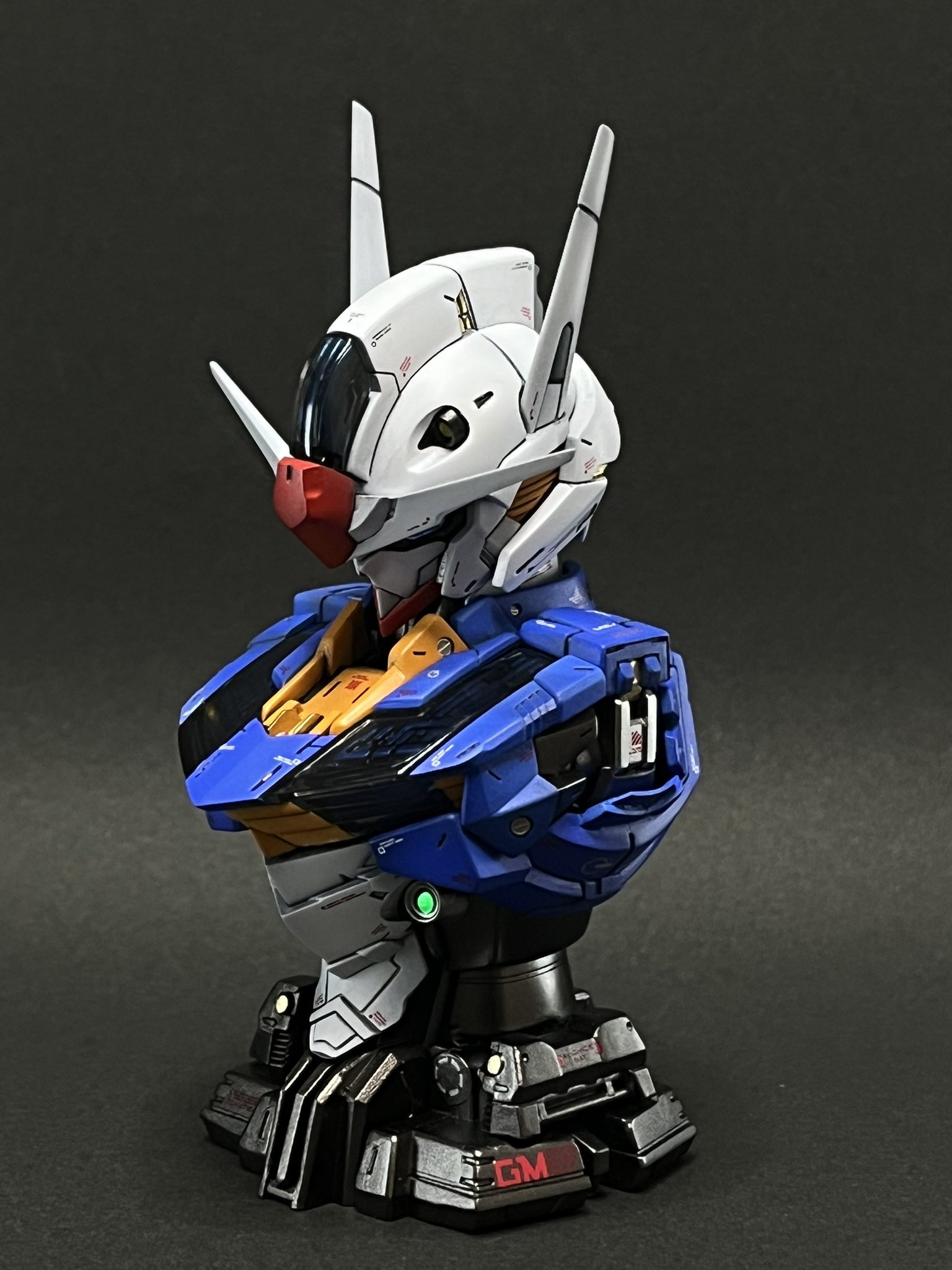 エアリアル胸像ガチャ完成