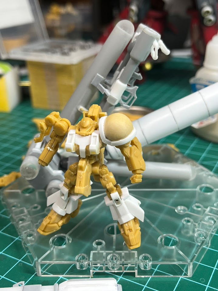 大きな肩アーマーもとりつけ　